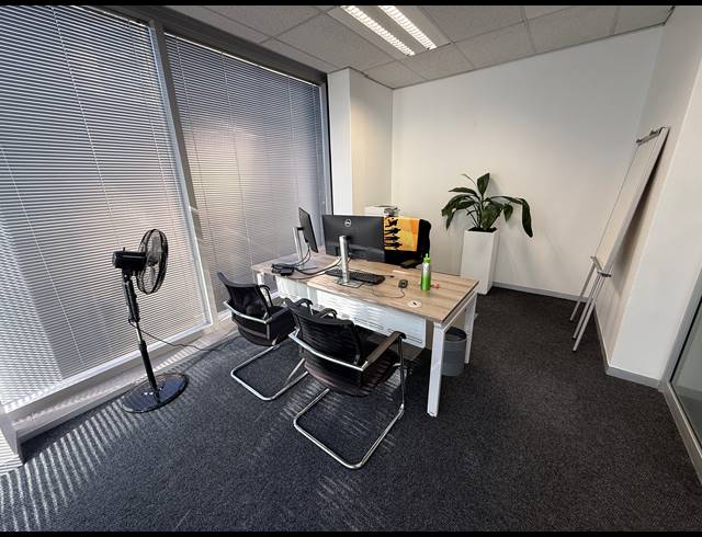 251M² OFFICE TO LET IN ROSEBANK